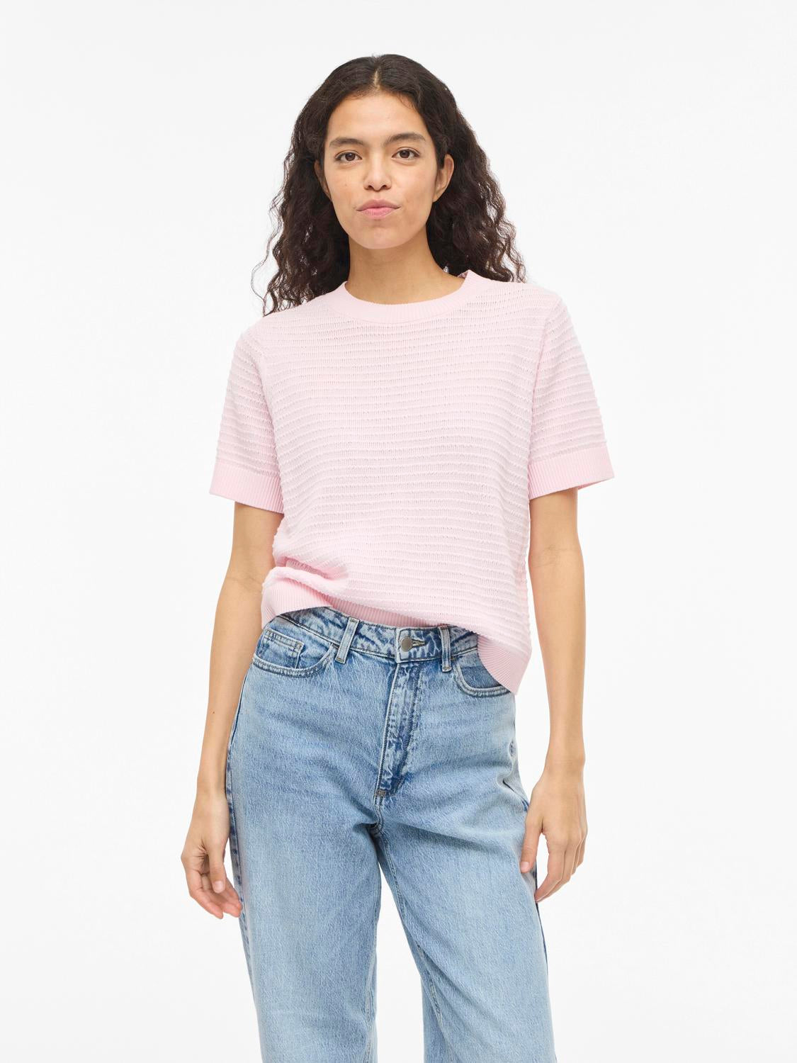 model_shot-front